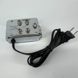 Radio Shack 15-1119A 4-Way TV FM Distribution Amplifier 50-550MHz 1.3dB Gain - Picture 1 of 3