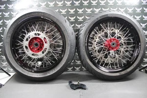 05-17 HONDA CRF450X ADN RACING SUPERMOTO RUEDAS DELANTERAS TRASERAS JUEGO DE RUEDAS NEUMÁTICOS ¡BONITO! - Imagen 1 de 20