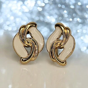 Avon Vintage Beautiful Gold Tone with Cream Color Enamel Swirl Post Earrings - Picture 1 of 7