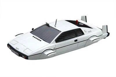 Fujimi 091921 007 BOND CAR Lotus Esprit Submarine Car 1/24 Scale Kit - Image 1 of 3