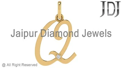 Colgante de oro con dije de letra inicial Q de diamantes blancos de oro amarillo sólido de 14 k Foto 1 de 3