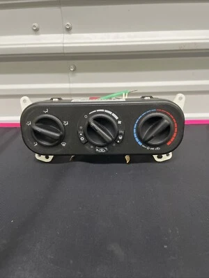 Jeep Patriot 2007-2009 calefacción aire acondicionado control de clima temperatura OEM 55111874AF Foto 1 de 4