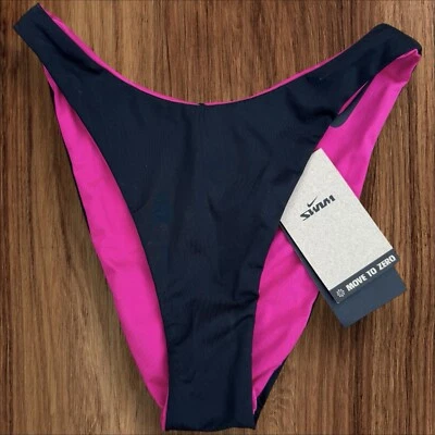 Calzoncillos de natación Nike para mujer pequeños negros/rosa reversibles NESSC260-001 NUEVOS CON ETIQUETAS Foto 1 de 4