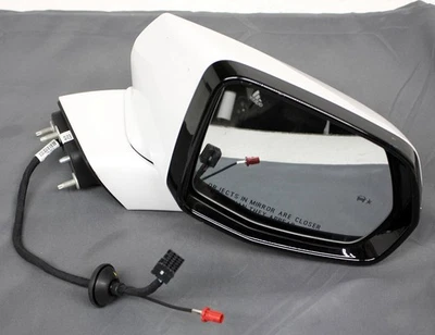 OEM Right Side Mirror Scratches For Cadillac XT6 Sport Crystal White - Image 1 of 4