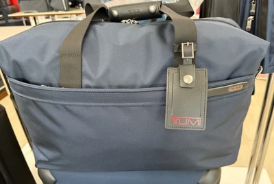 NUEVO - Bolso de Lona Tumi 18.5” Extensible VIAJE SUAVE - AZUL MARINO Foto 1 de 4