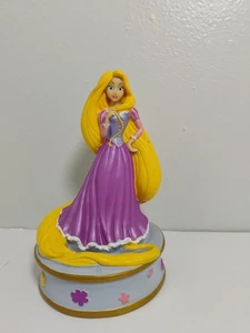 Salvadanaio Disney Raperonzolo aggrovigliato 11" con monete modellate per bambini  - Foto 1 di 7