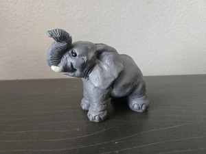 1985 Don James Design Resin Trunk Raised Elephant Figur - Bild 1 von 11