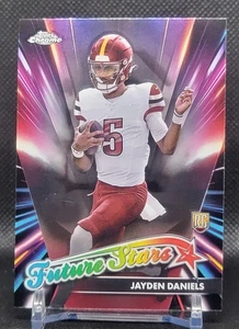 Jayden Daniels 2024 Topps Chrome - Future Stars #FS-2 (RC) Commanders - Bild 1 von 2