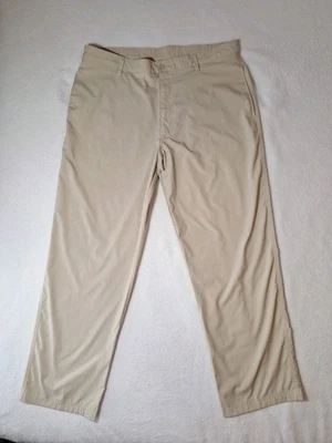 Pantalones Champion Performance bronceados para hombre talla 38x32  Foto 1 de 4