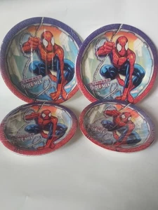 32 Ultimate Spiderman Pappplatten, sechzehn 9 Zoll und sechzehn 7 Zoll  - Bild 1 von 6