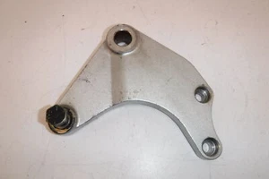 00-04 kawasaki vulcan 1500 REAR BRAKE CALIPER HANGER BACK MOUNTING BRACKET - Picture 1 of 5