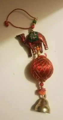 Espejo retrovisor colgante color rojo camel coche decoración interior accesorios adorno Foto 1 de 2