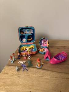 Polly Pocket Lot Of 2 Compact Play sets Plus Polly Figures Mattel 2017-2018