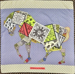 Hermes Carre 90 Seidentuch Le Cheval Sur Mon Carre reitet sein Pferd mit Box - Bild 1 von 11