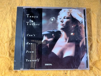 V12-11 TANYA TUCKER Can’t Run From Yourself  - 1992 - CDP 598987 - CD - COUNTRY - Imagem 1 de 4