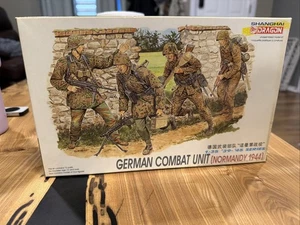 DRAGON 6003 1/35 Serie '39-'45 Unità di Combattimento Tedesca (Normandia 1944) - Foto 1 di 2
