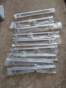 Lote de 9 tiradores de puerta de cajón de gabinete acabado cromado 15" piezas de herrajes - Imagen 1 de 3