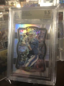 2017 Panini Select - Premier Level Tom Brady #185 Silver Prizm BGS 9.5!!! - Picture 1 of 2