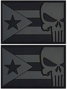 "Puerto Rico Flagge Schädel PVC GUMMI Moral Patch - 2 STCK. HAKENUNTERSTÜTZUNG 3"" x 2"" - Bild 1 von 2