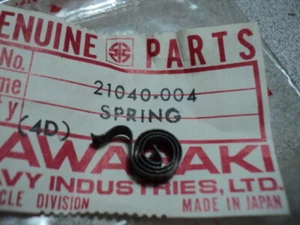 1974-83 KAWASAKI KZ KLT  SPRING CARBON BRUSH OEM 21040-004 - Imagen 1 de 1