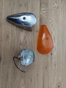 VW Käfer Hella Blinkerglas plus Halterung, Hella, vorne 64-74, gebraucht - Bild 1 von 5