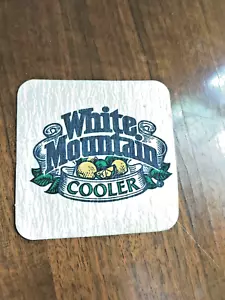 WERBUNG UNTERSETZER WEISS BERG KÜHLBOX 3-1/2" - Bild 1 von 3