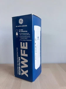 GE XWFE Refrigerator Water Filter Genuine Replacement Filter No Chip - Picture 1 of 4
