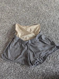 a. glow Grey Maternity Shorts Size Small - Picture 1 of 3