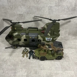 Toys R Us True Heroes Sentinel 1 Military Freedom Force Hubschrauber mit Fahrzeug - Bild 1 von 16
