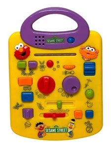 Vintage 2000 Mattel Sesamstraße Giggle Soundstation Spielzeug Elmo Ernie Zoe funktioniert - Bild 1 von 2