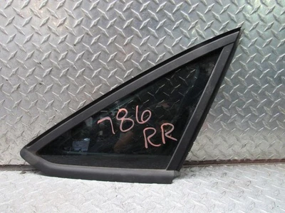 Ford Focus 2014 pasajero derecho puerta trasera ventilación vidrio Foto 1 de 2