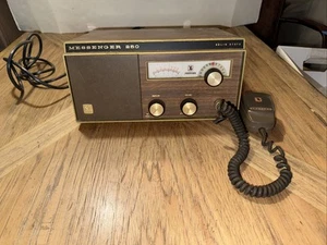 E.F. Johnson Messenger 250 Radio 50th Anniversary w/mic Tested & Working - Zdjęcie 1 z 8