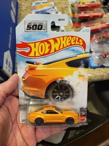 HOT WHEELS 2021 FACTORY 500 HP FORD SHELBY GT350R 2/10 ORANGE - Picture 1 of 3