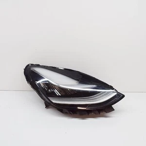 Tesla Model 3 Headlight Front Right 1077380-00-C 2020 RHD 15356396 UKS - Picture 1 of 10