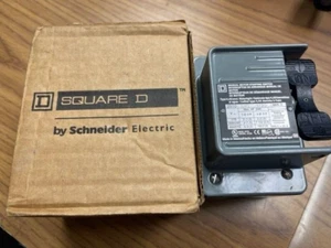 Square D Motor Starting Switch Water tight Enclosure 2510KW1 Series B - Picture 1 of 5