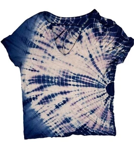 Camiseta Torrid Super Soft 1 1X con tiras manga corta tinte lavado ácido azul blanco M2 - Imagen 1 de 4