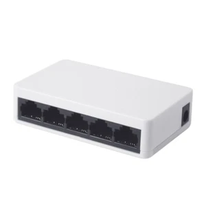 5 Port 10/100Mbps Fast Ethernet Switch HUB Desktop Network Adapter - Picture 1 of 7