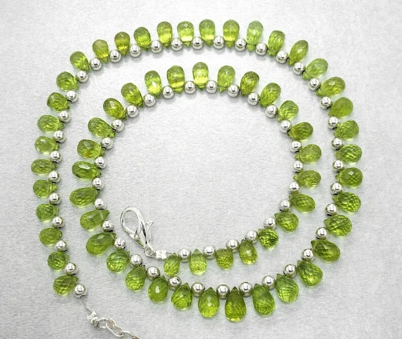 AAA++ Nature Peridot Faceted Teardrop Gemstone Silver Feld Beads Necklaces 18'' - Image 1 of 4