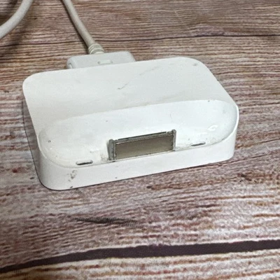Genuine 1st Generation iPhone 2G 30 Pin Dock Charging Base Stand 2007 - Image 1 of 2