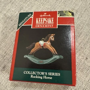 Schaukelpferd`1992`Miniatur Sammler Serie - Punze Ornament - Bild 1 von 2