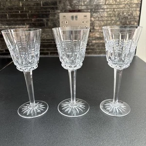 Copas de vino vintage de cristal Wedgwood patrón Kings X 3. 18,5 cm - Imagen 1 de 9