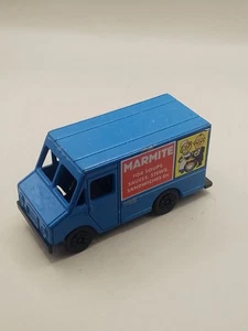 Furgoneta Lledo Days Gone Commer Marmite azul - Imagen 1 de 6