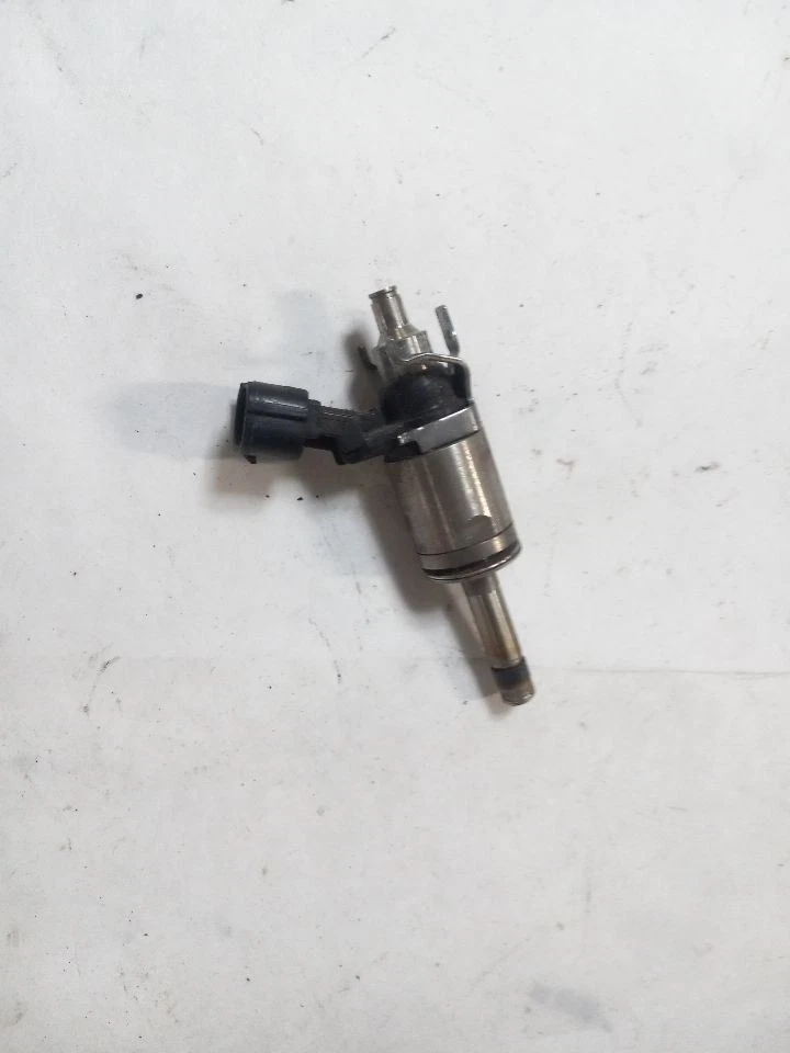 INYECTOR DE COMBUSTIBLE PARA TOYOTA CAMRY 2003 - 2011 Foto 1 de 4