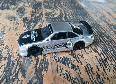 Jada OPTION D 1998 日产 240SX 银色 S14 1: 64 — 第 1/4 张图片