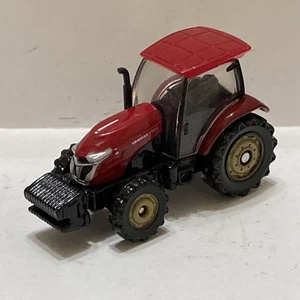 Tomica Yanmar Tractor YT5113 (Made in Vietnam) - Picture 1 of 8