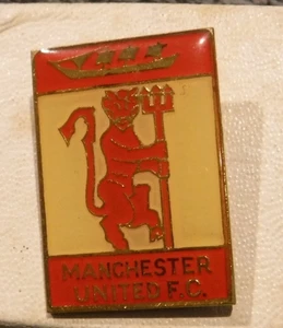 MANCHESTER UNITED F C DEVIL PIN VINTAGE - Red Devil's Pin Anstecker - Bild 1 von 4