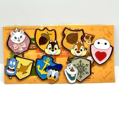 Pin Trading Carnaval Disney HKDL Conjunto de 7 Pin 2025 Mystery Baymax Marie Donald Chip - Imagem 1 de 3
