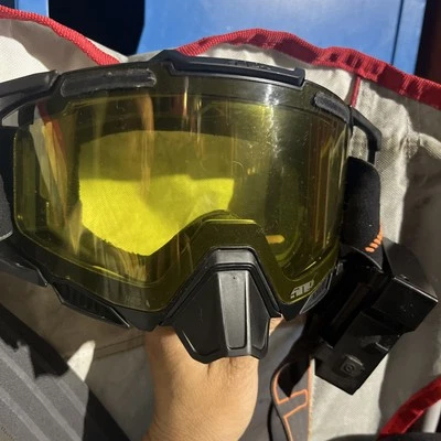 Gafas para moto de nieve 509 Aviator 2.0 XL, negras con lente de tinte amarillo, magnéticas Foto 1 de 4