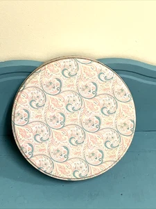 BELLISSIMO raro DIPARTIMENTO VINTAGE Lattina di latta rotonda grande decorata con paisley pastello 56 - Foto 1 di 9