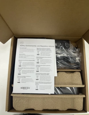 Nueva estación de acoplamiento Dell Thunderbolt™ Dock WD22TB4 sellada de fábrica + adaptador de 180 W Foto 1 de 4